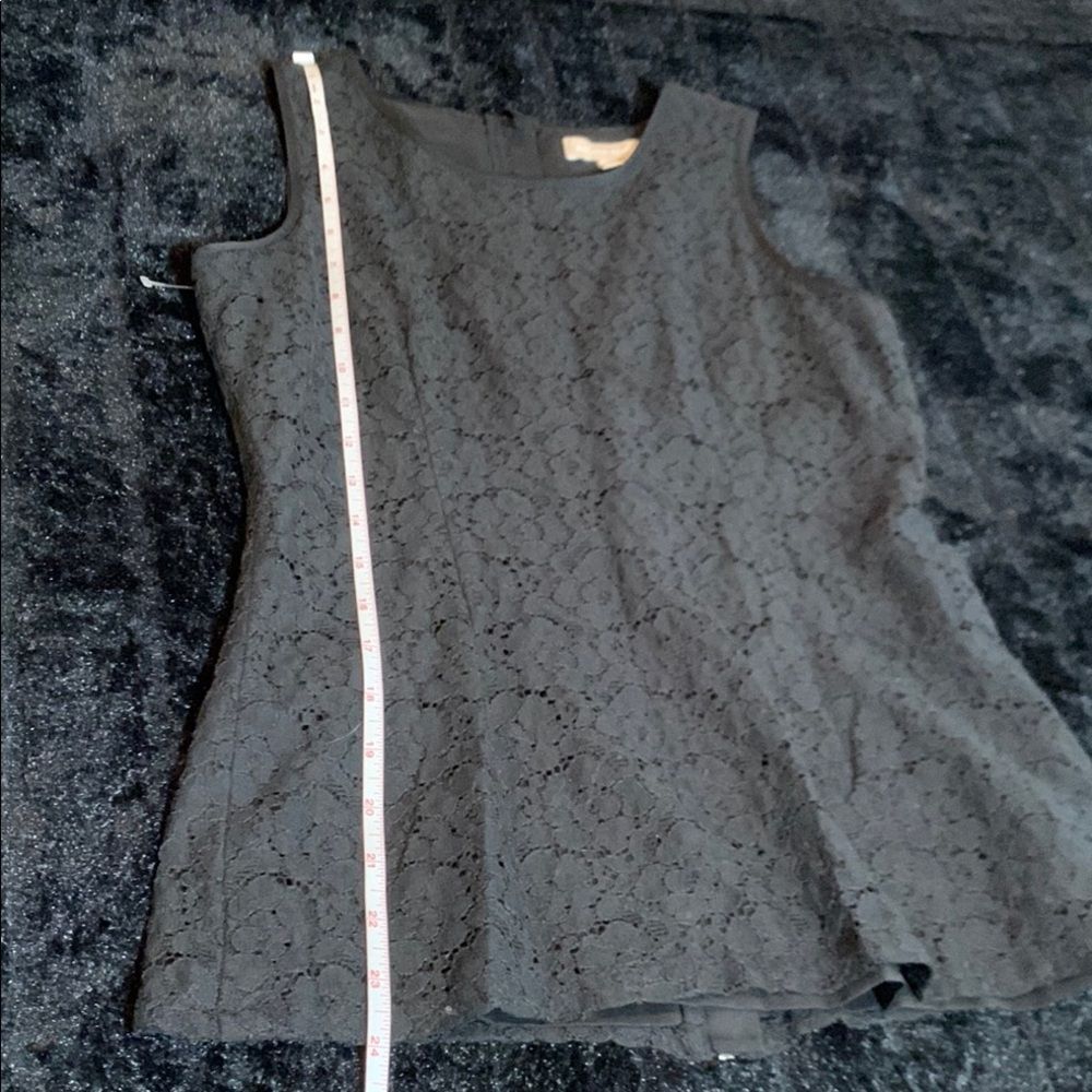 Banana Republic Size 2 Black Floral Lace Sleeveless Top Zippered Back - Picture 8 of 11